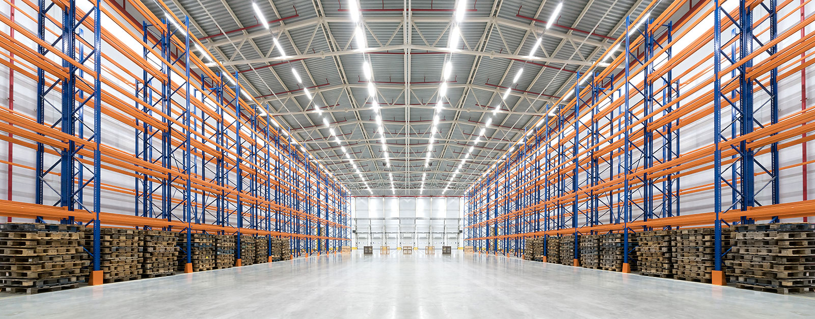 Wide Pallet Racking in Warehouse